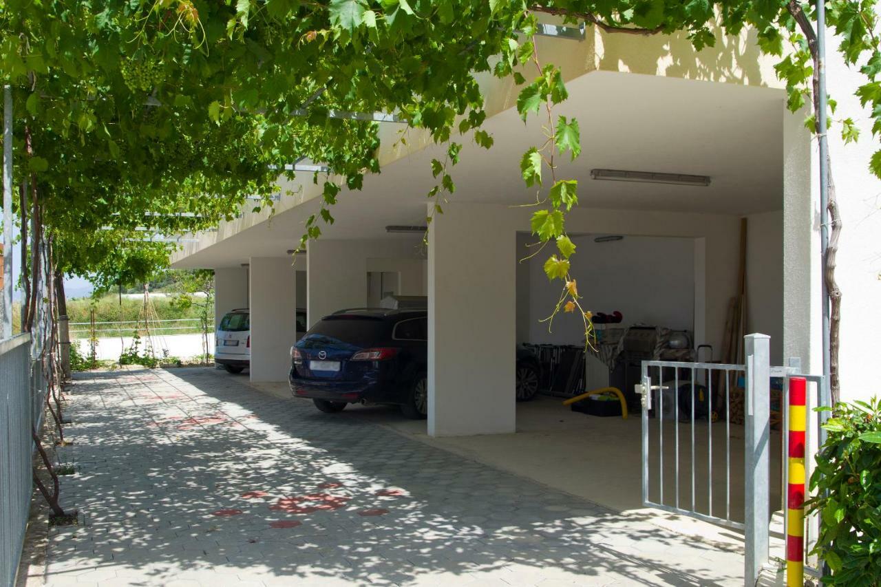 Sunshine Apartments Podstrana Kültér fotó
